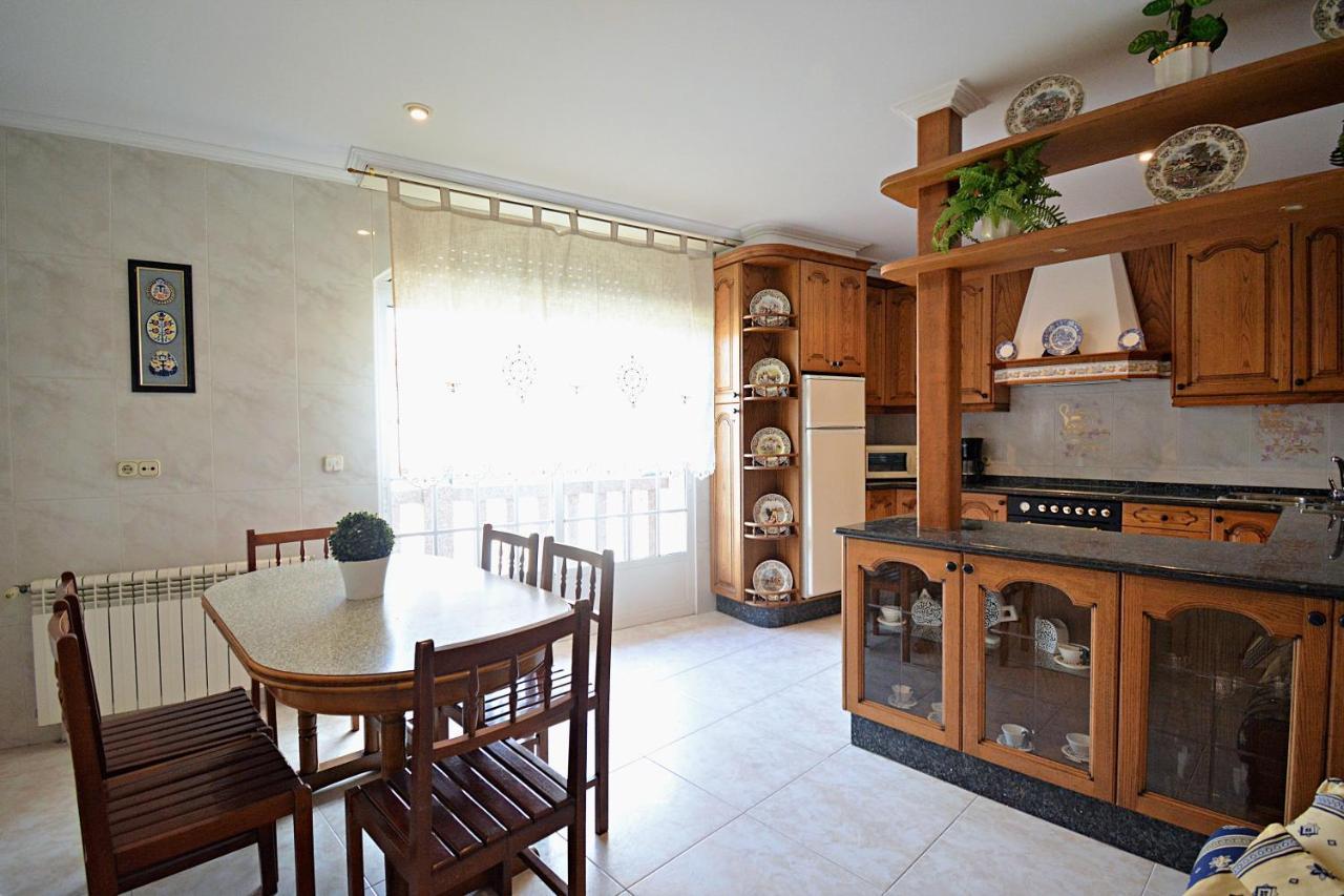 Apartamentos Caleiro 6P - Vilanova De Arousa Esterno foto